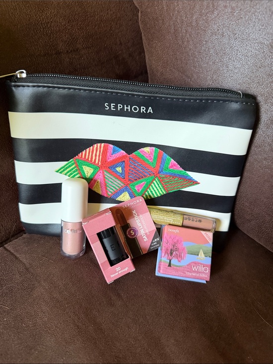 Sephora Other - Sephora Black & White Striped Cosmetic Pouch with Colorful Lip & Cheek Minis